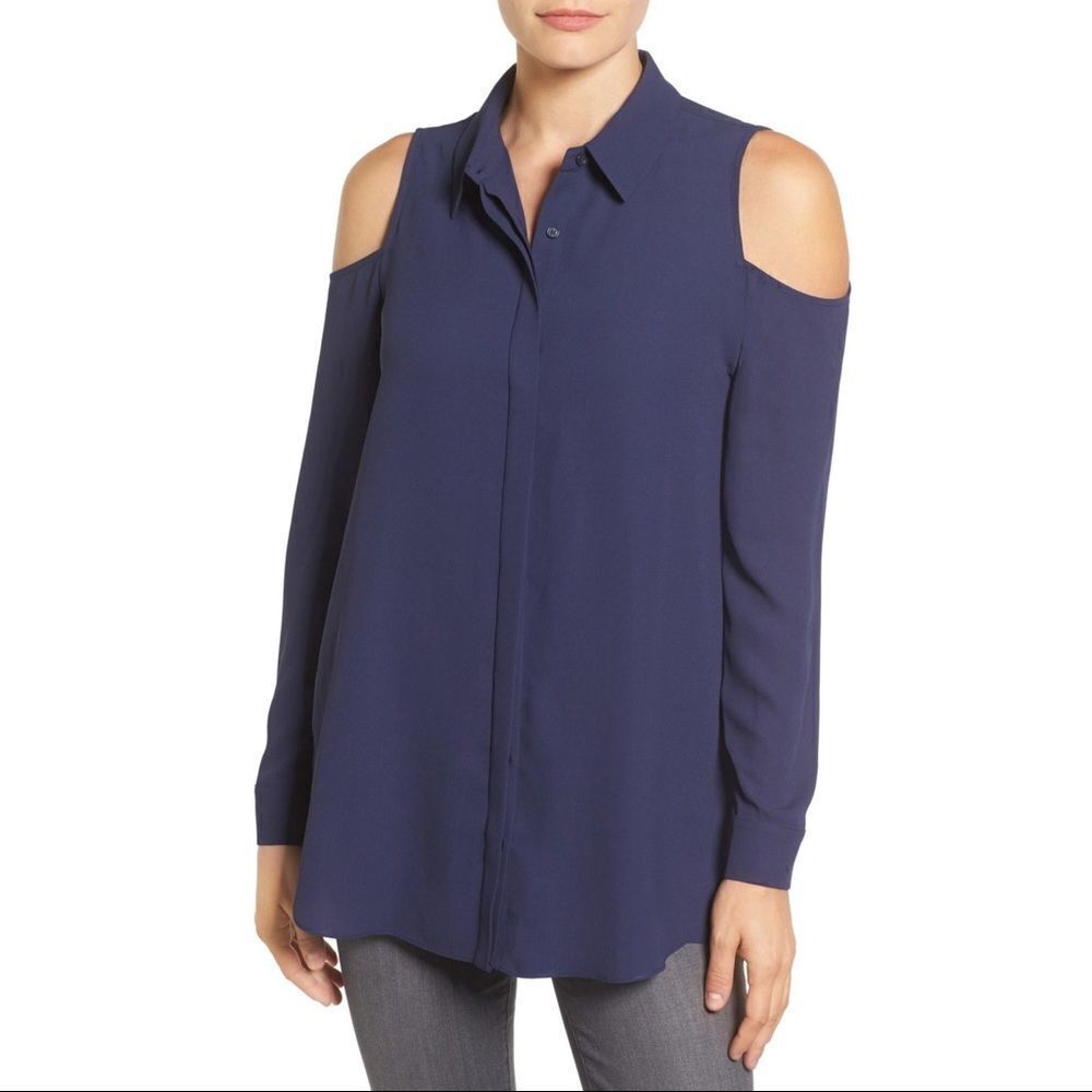 ✨ Pleione
Women's Blue Cold Shoulder Blouse✨